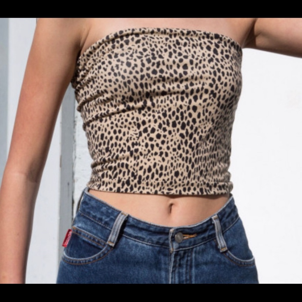Brandy Melville Jenny leopard top